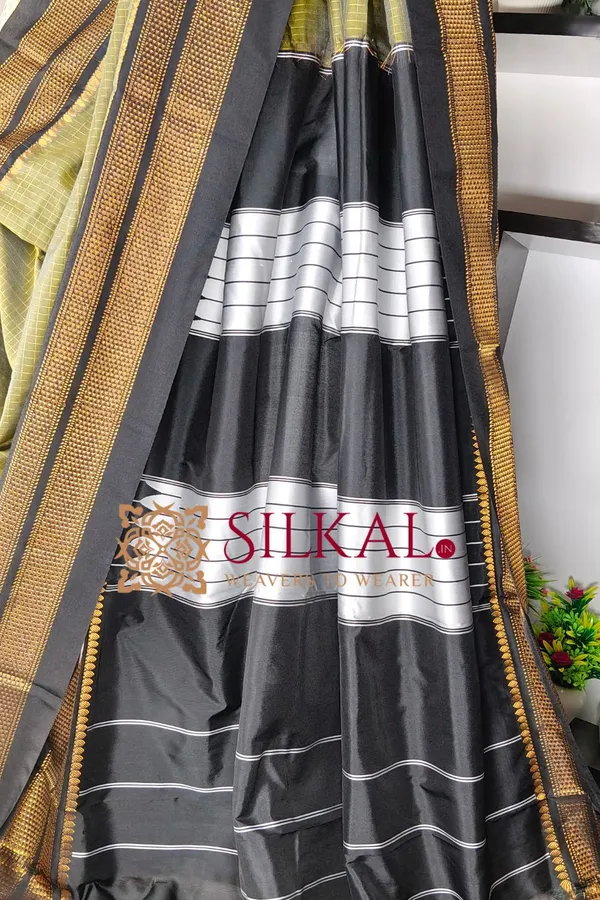 Ilkal_Special_Chandrunga_Cotton_Silk_Saree_SKL04114SP
