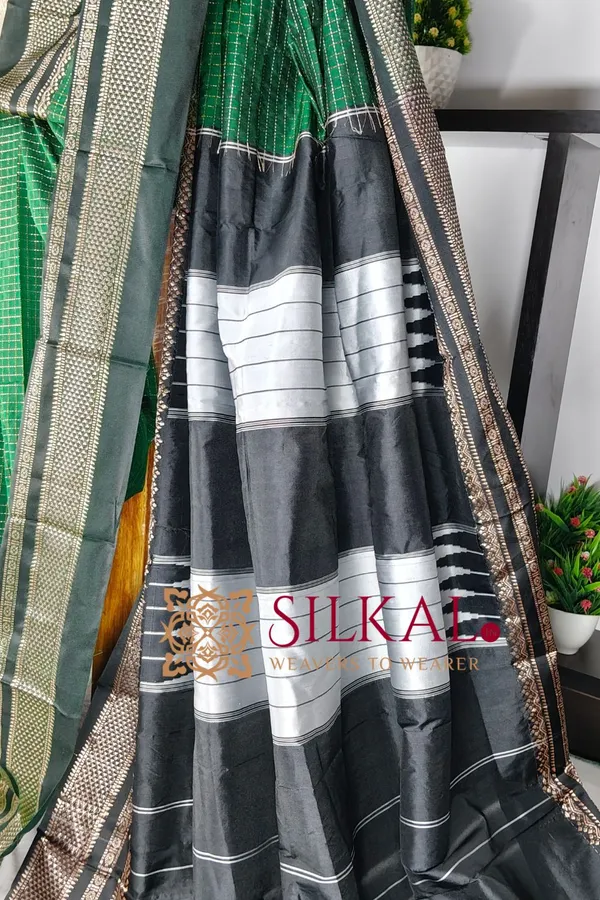 Ilkal_Special_Chandrunga_Cotton_Silk_Saree_SKL04117SP