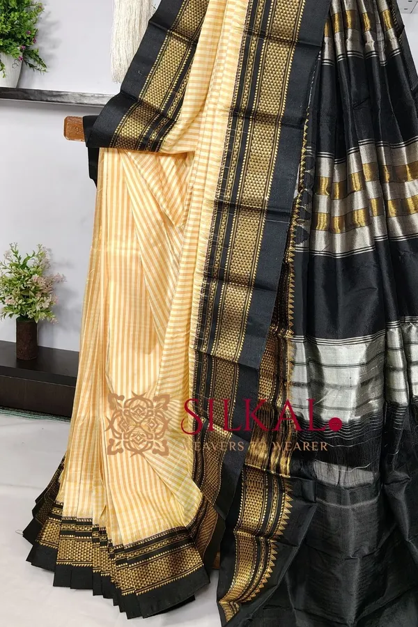 Ilkal_Strip__Pure_Silk_Saree_SKL03735