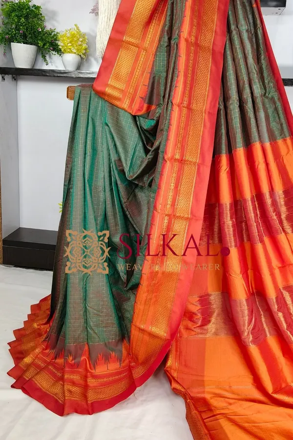 Ilkal_Temple_Chadaruga_Cotton_Silk_Saree_SKL03855