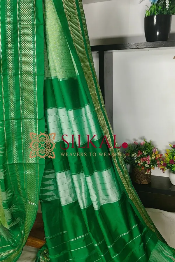 Ilkal_Temple_Chadaruga_Cotton_Silk_Saree_SKL03856