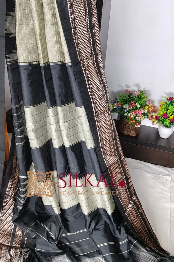 Ilkal_Temple_Chadaruga_Cotton_Silk_Saree_SKL03861
