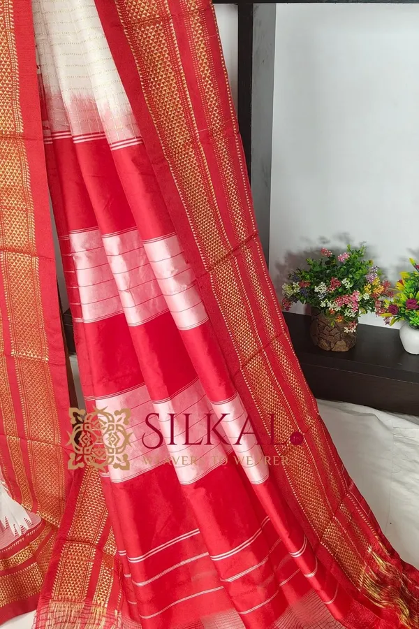 Ilkal_Temple_Chadaruga_Cotton_Silk_Saree_SKL03868