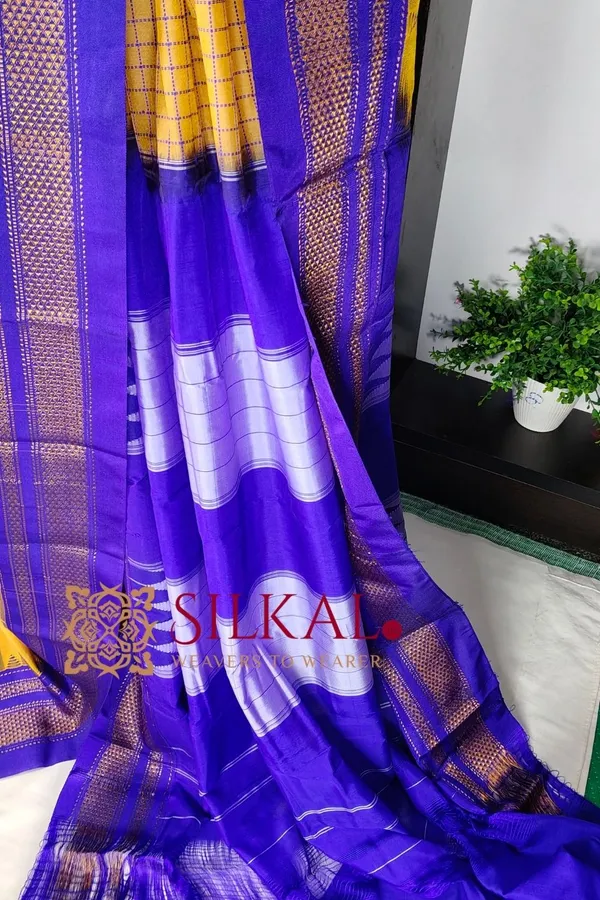 Ilkal_Temple_Chadaruga_Cotton_Silk_Saree_SKL03870