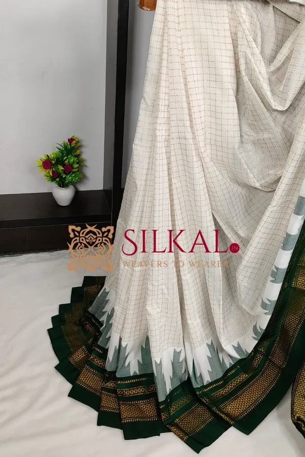Ilkal_Temple_Chadaruga_Cotton_Silk_Saree_SKL03871