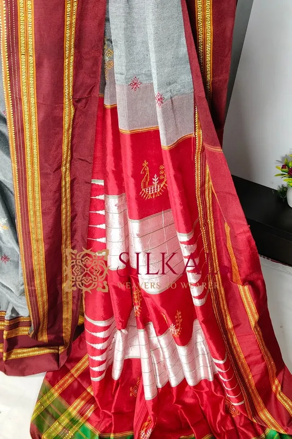 Ilkal_Handloom_Viscose_Gayatri_Kasuti_Saree_SKL03893