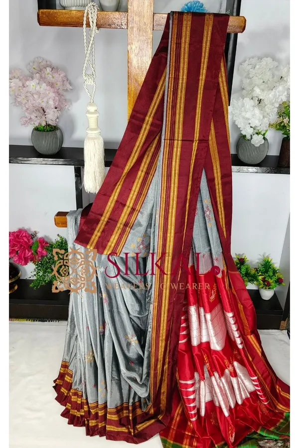 Ilkal_Handloom_Viscose_Gayatri_Kasuti_Saree_SKL03893