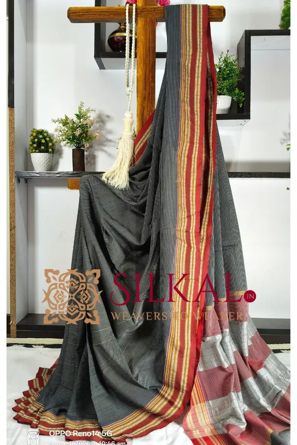 Ilkal_Viscose_Silk_Kaddi_Saree_With_Gomi_Border_Saree_Code-_SKL03339