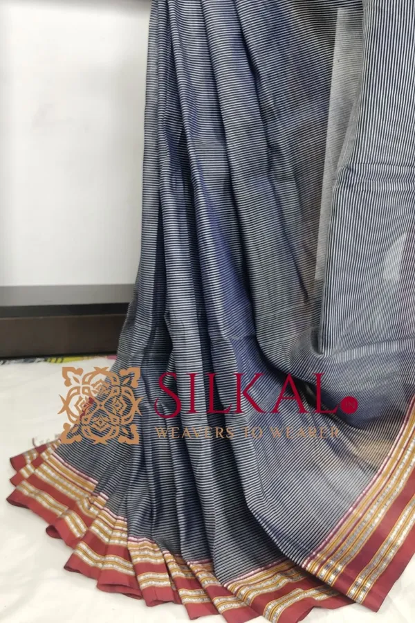 Ilkal_Viscose_Silk_Kaddi_Saree_with_Gomi_Border_SKL03375