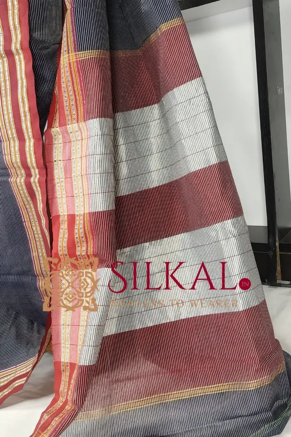 Ilkal_Viscose_Silk_Kaddi_Saree_with_Gomi_Border_SKL03375