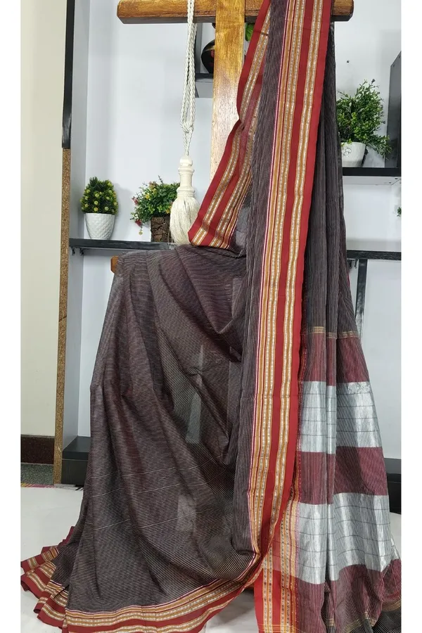 Ilkal_Viscose_Silk_Kaddi_Saree_with_Gomi_Border_SKL03395