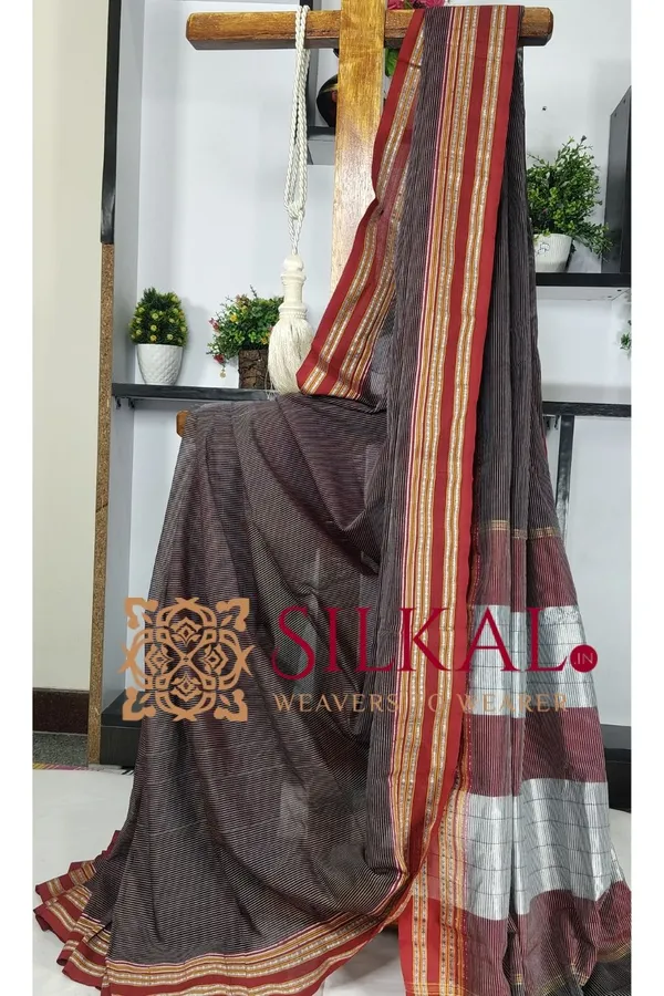 Ilkal_Viscose_Silk_Kaddi_Saree_with_Gomi_Border_SKL03395