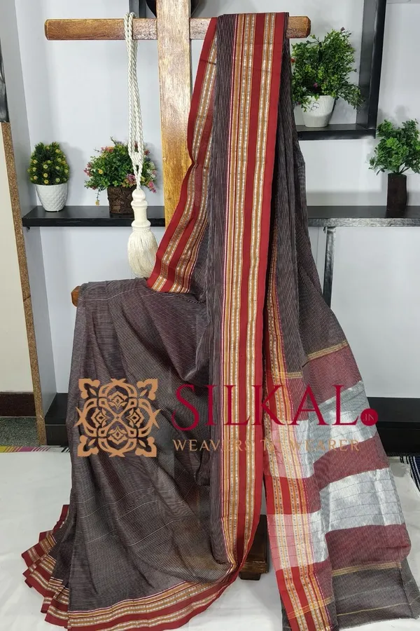 Ilkal_Viscose_Silk_Kaddi_Saree_with_Gomi_Border_SKL03395
