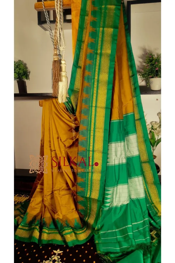 Ilkal_Cotton_Silk_Temple_Saree_Code-_SKL1788