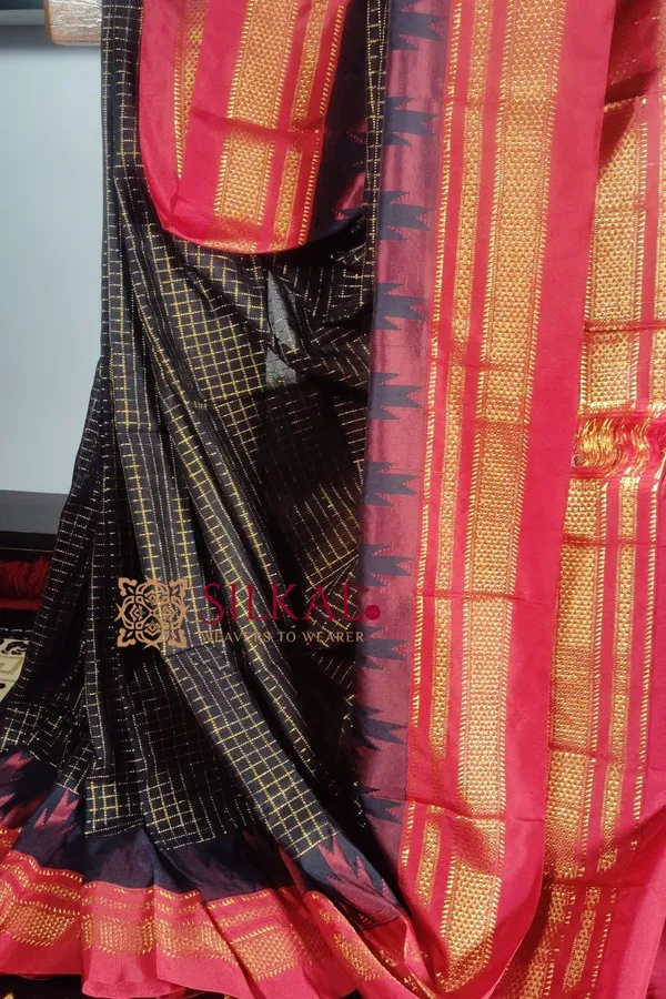 Ilkal_Chadarunga_Cotton_Silk_Temple_Saree_Code-_SKL1790