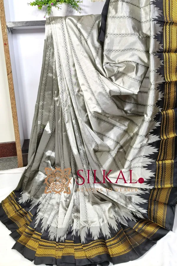 Ilkal__pure_silk_temple_plain_saree_SKL03747