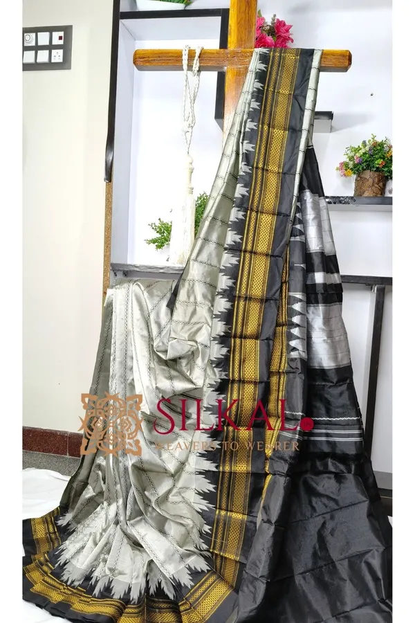 Ilkal__pure_silk_temple_plain_saree_SKL03747