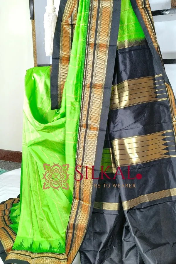 Ilkal__pure_silk_temple_plain_saree_SKL03758