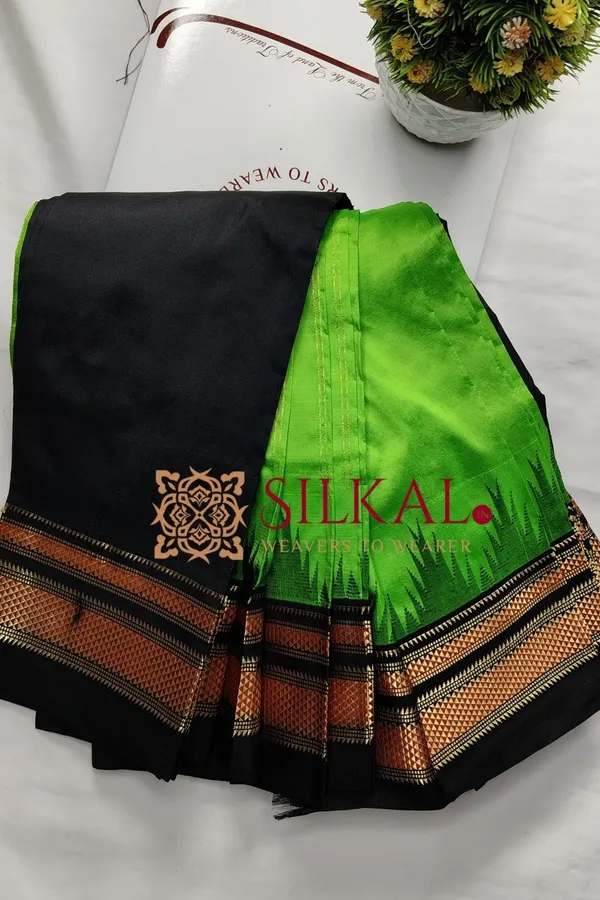 Ilkal__pure_silk_temple_plain_saree_SKL03758