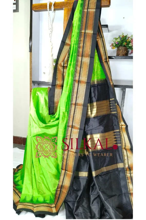 Ilkal__pure_silk_temple_plain_saree_SKL03758