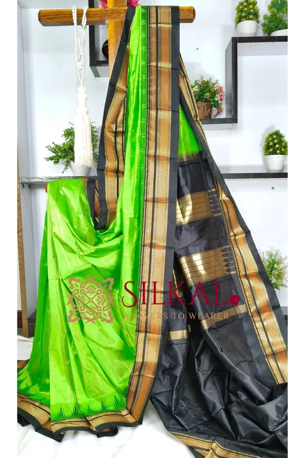 Ilkal__pure_silk_temple_plain_saree_SKL03758