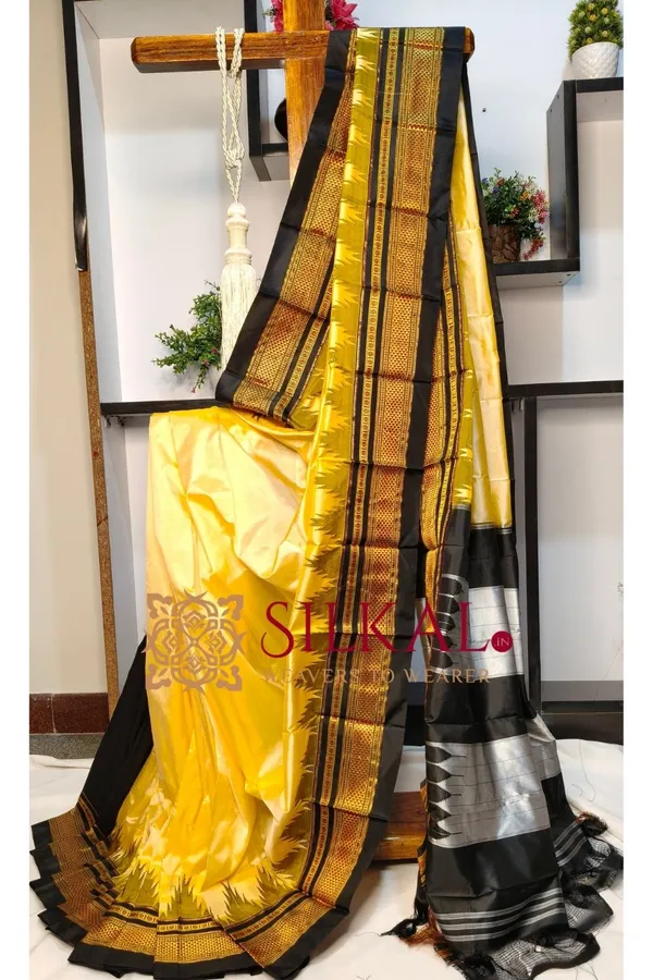 Ilkal__pure_silk_temple_plain_saree_SKL03759