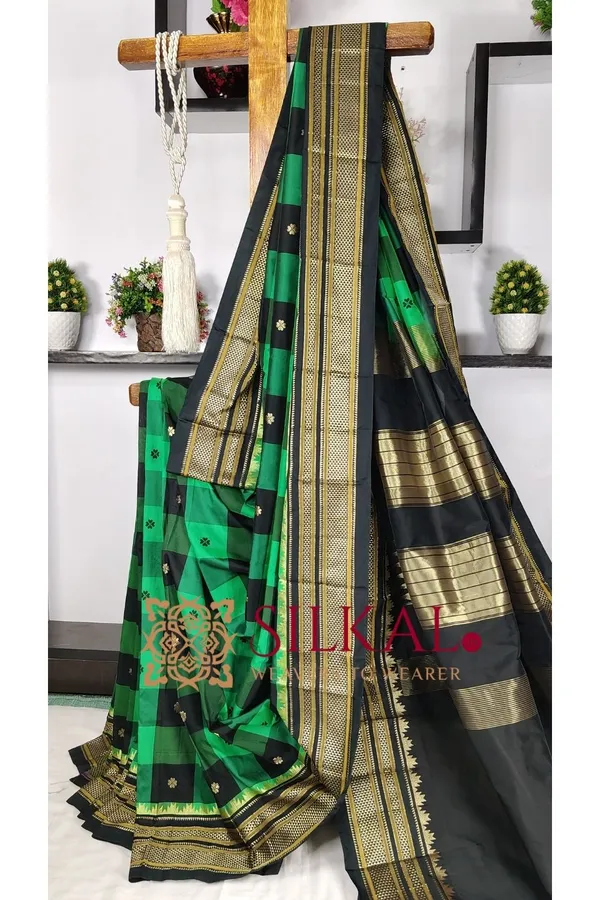 Ilkal_semi_silk_checks_butta_saree_SKL03501