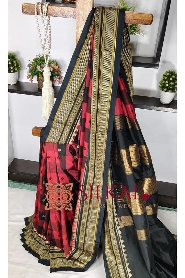 Ilkal_semi_silk_checks_butta_saree_SKL03502