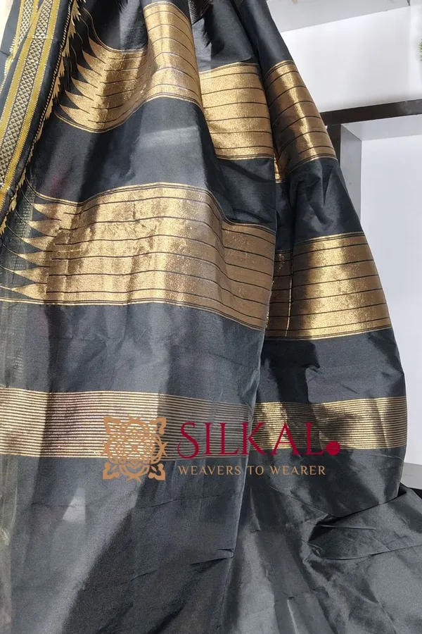 Ilkal_semi_silk_checks_butta_saree_SKL03502
