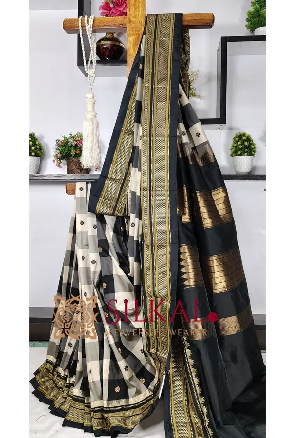 Ilkal_semi_silk_checks_butta_saree_SKL03509