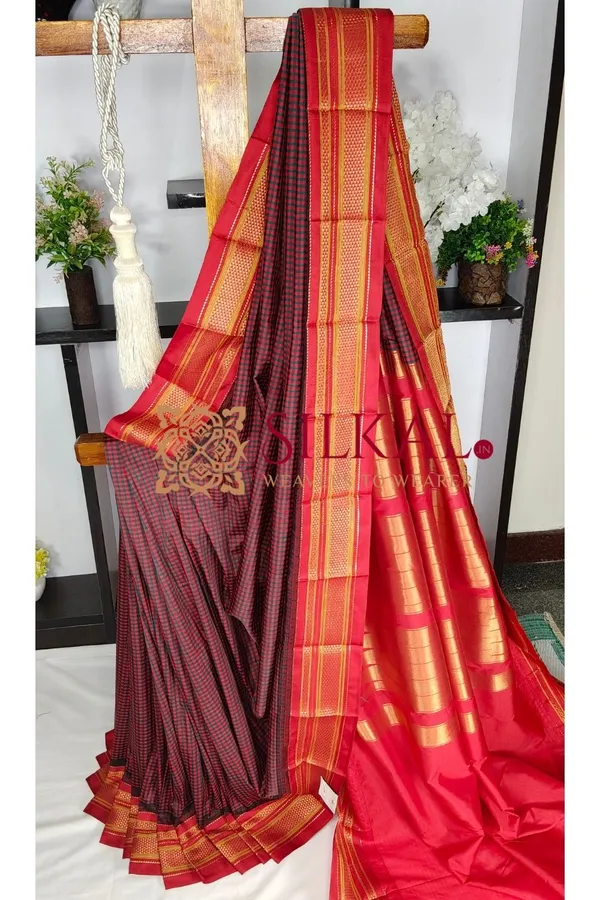 Ilkal_Small_Check_Cotton_Silk_Saree_SKL04012