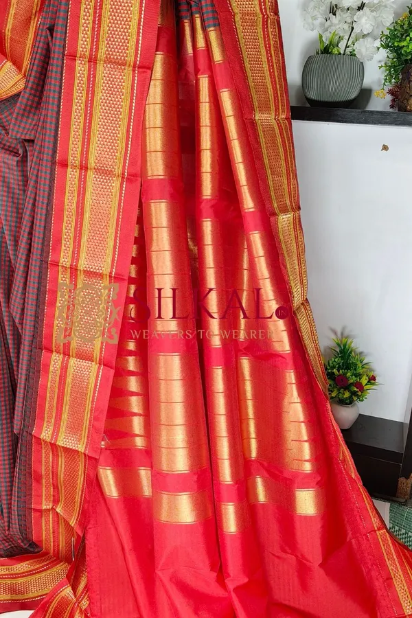 Ilkal_Small_Check_Cotton_Silk_Saree_SKL04012