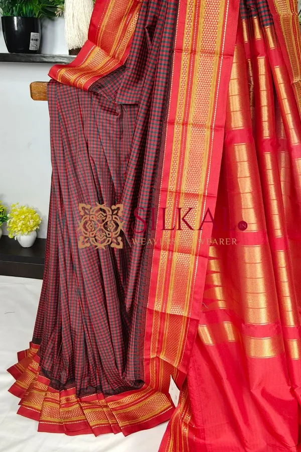 Ilkal_Small_Check_Cotton_Silk_Saree_SKL04012