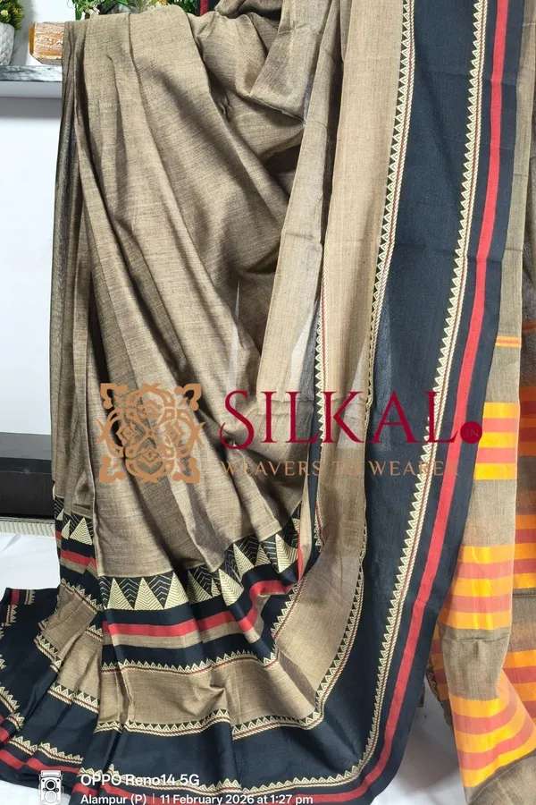 Narayan_Peth_Plain_Cotton_Saree_With_Patti_Pallu_Saree_Code-_SKL03271