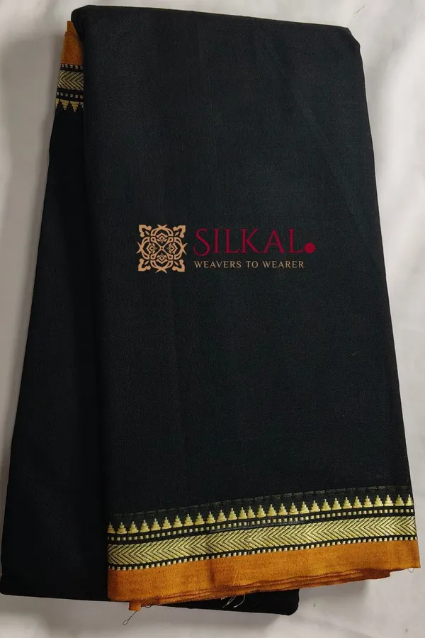 Narayan_Peth_Plain_Cotton_Saree_With_Patti_Pallu_Saree_Code-_SKL3123