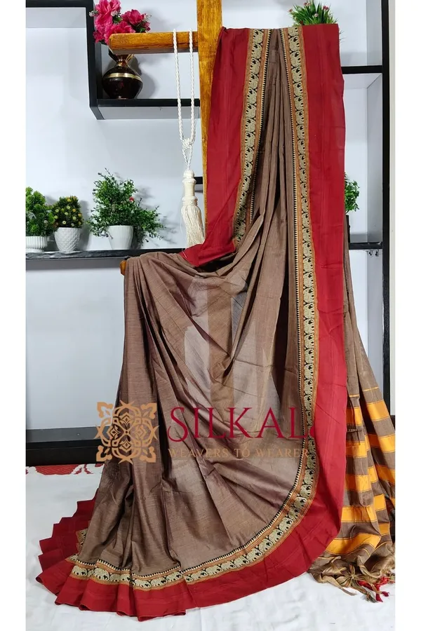 Narayan_Peth_Plain_Cotton_Saree_With_Patti_Pallu_Saree_Code-_SKL3126