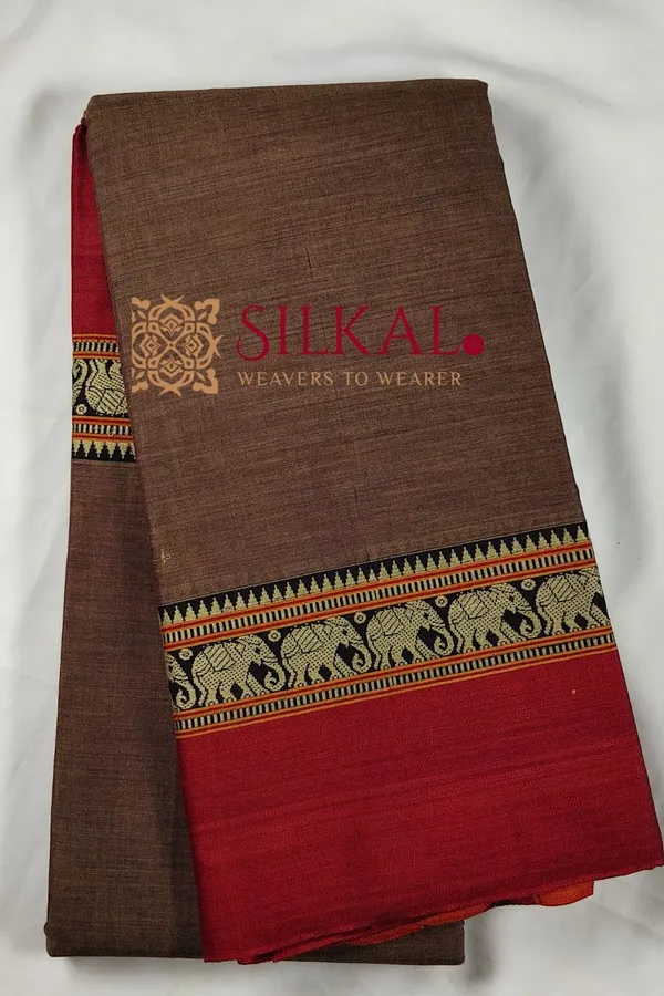 Narayan_Peth_Plain_Cotton_Saree_With_Patti_Pallu_Saree_Code-_SKL3126