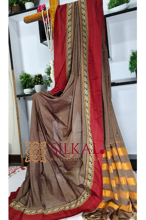 Narayan_Peth_Plain_Cotton_Saree_With_Patti_Pallu_Saree_Code-_SKL3126