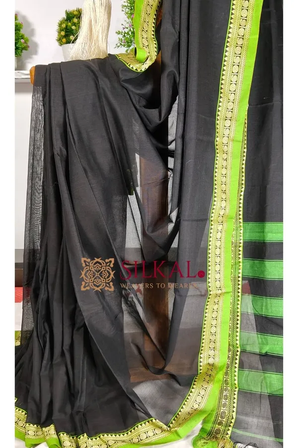 Narayan_Peth_Plain_Cotton_Saree_With_Patti_Pallu_Saree_Code-_SKL3131