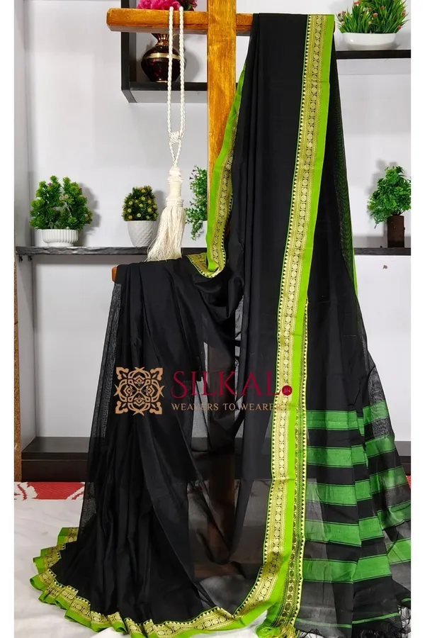 Narayan_Peth_Plain_Cotton_Saree_With_Patti_Pallu_Saree_Code-_SKL3131
