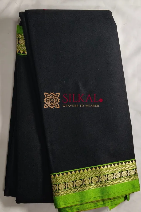 Narayan_Peth_Plain_Cotton_Saree_With_Patti_Pallu_Saree_Code-_SKL3131