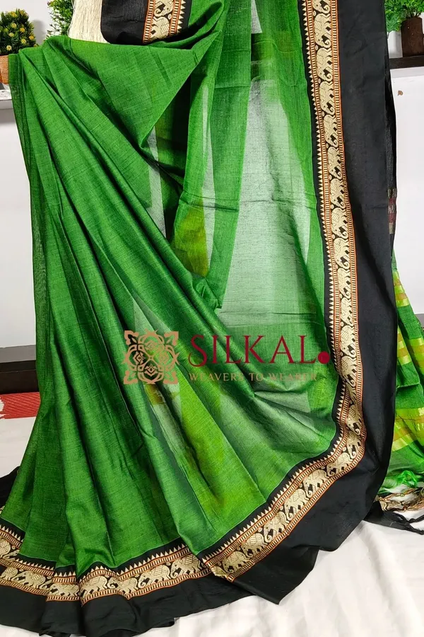 Narayan_Peth_Plain_Cotton_Saree_With_Patti_Pallu_Saree_Code-_SKL3137