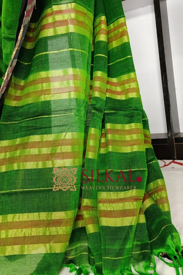 Narayan_Peth_Plain_Cotton_Saree_With_Patti_Pallu_Saree_Code-_SKL3137