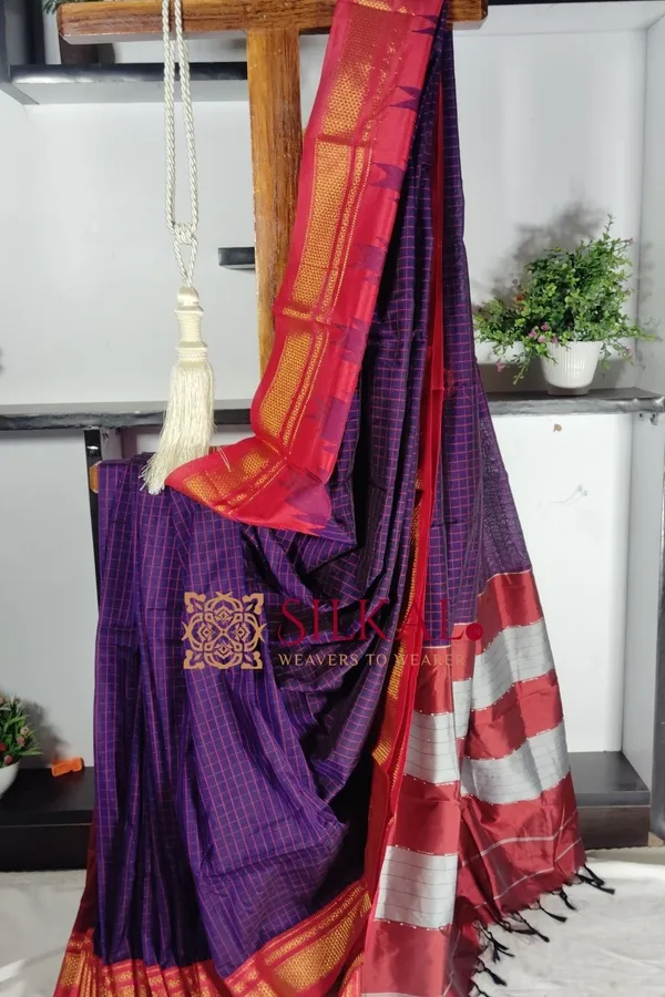 One_Side_Border_Chandarana_Temple_Saree_SKL_1949