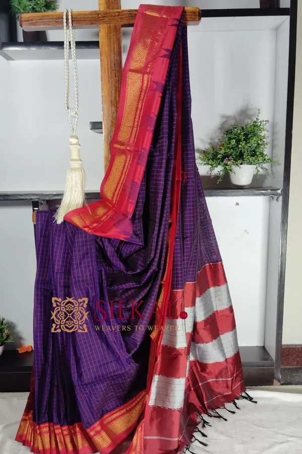 One_Side_Border_Chandarana_Temple_Saree_SKL_1949