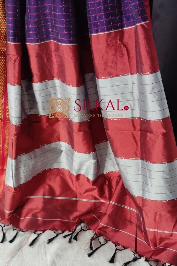 One_Side_Border_Chandarana_Temple_Saree_SKL_1949
