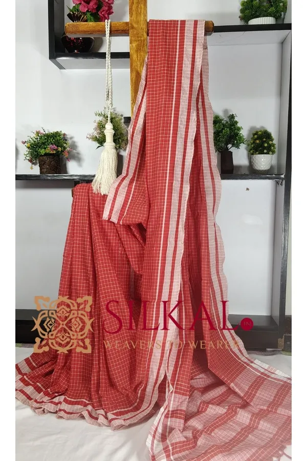 Patteda_Anchu_Checks_With_Plain_Border_Saree_SKL03326