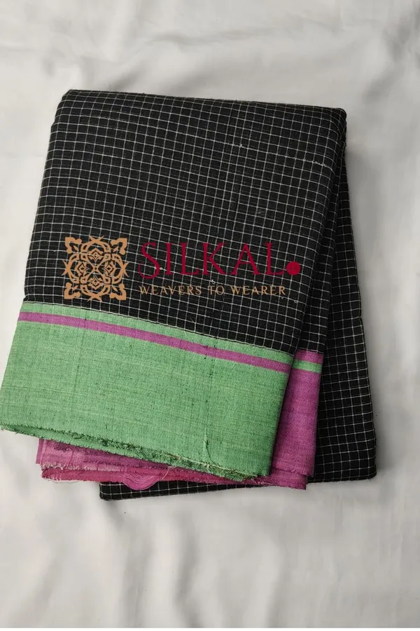 Patteda_Anchu_Checks_With_Plain_Border__SKL03811