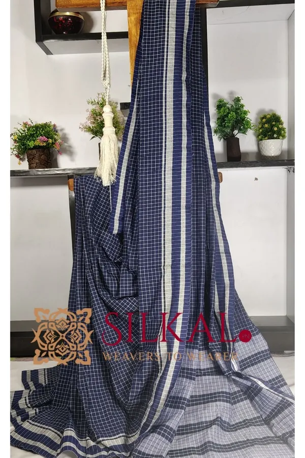 Patteda_Anchu_Checks_with_Plain_Border_SKL03331