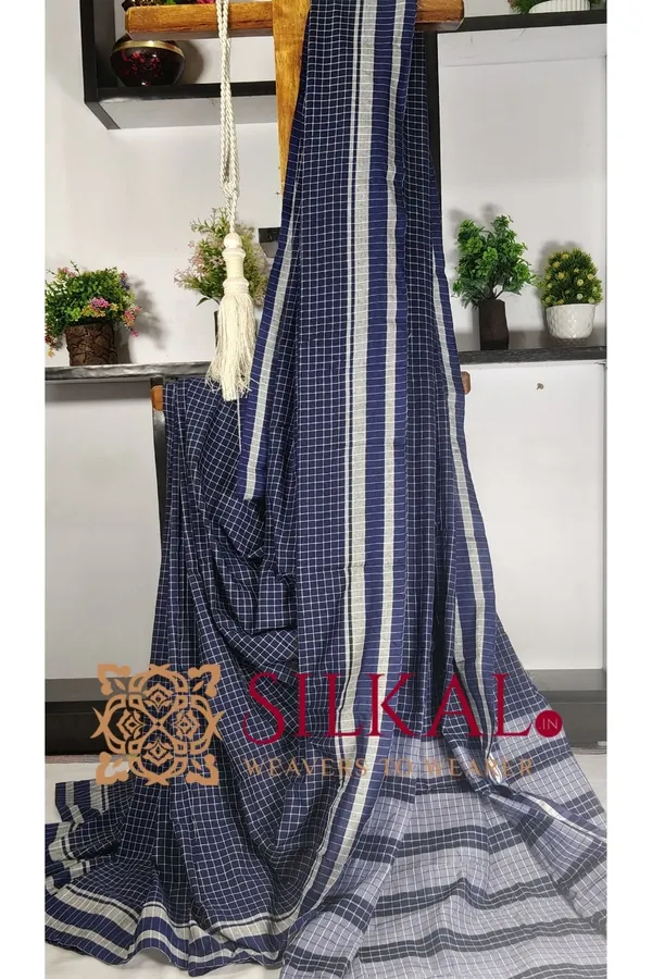 Patteda_Anchu_Checks_with_Plain_Border_SKL03331